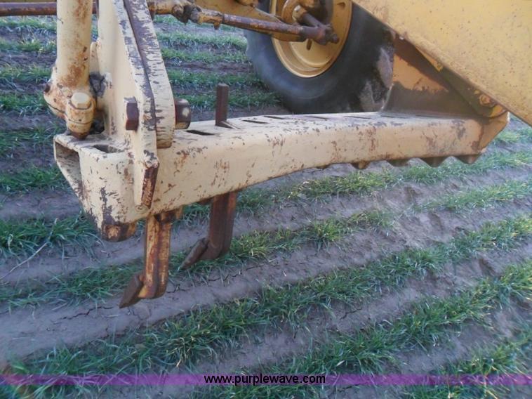 image for item AB9238 1966 Caterpillar 12E motor grader