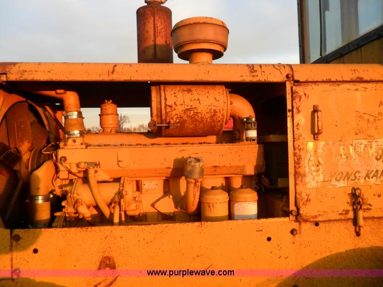 image for item AB9238 1966 Caterpillar 12E motor grader