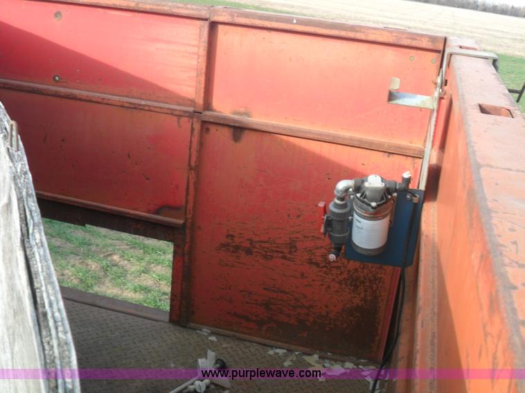 image for item AB9239 1956 Ford F700 truck