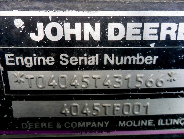 image for item AB9241 Willmar 765HT self propelled sprayer