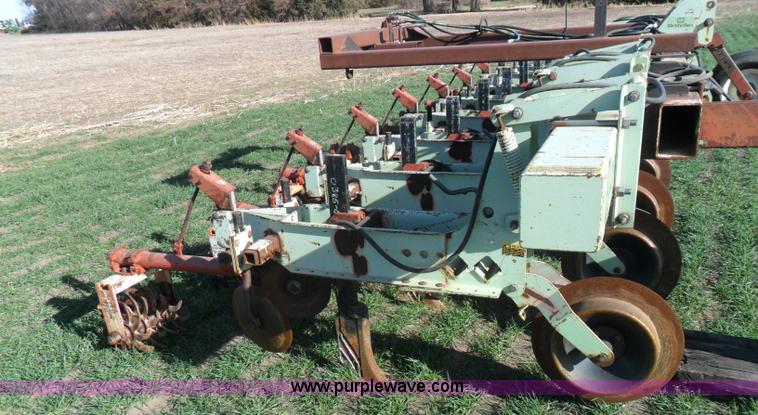 image for item AB9248 Shop built 8R30 strip till machine