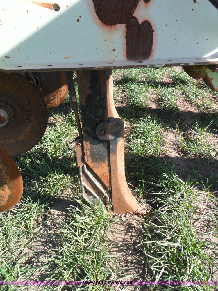 image for item AB9248 Shop built 8R30 strip till machine