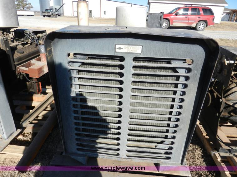 image for item AB9748 (2) Chevrolet 454 Tonawanda propane engine