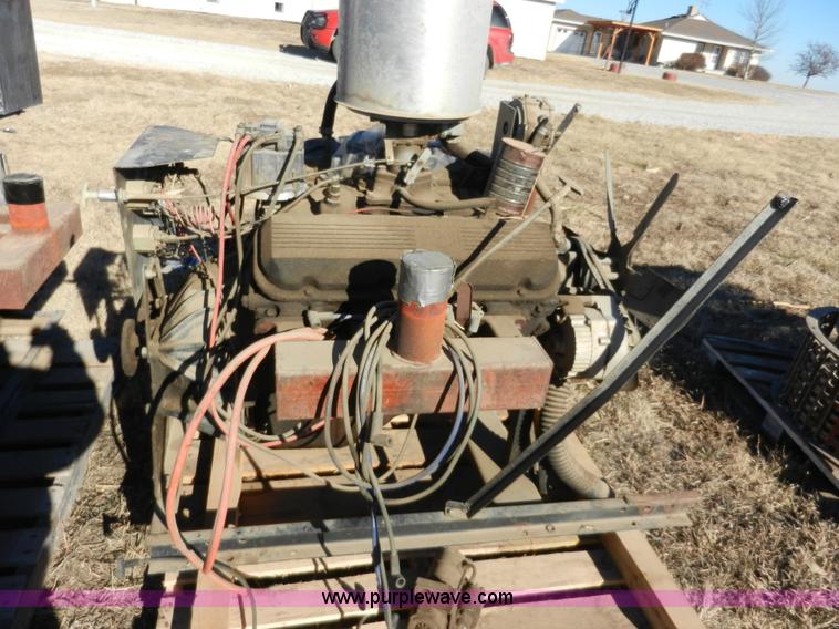 image for item AB9748 (2) Chevrolet 454 Tonawanda propane engine