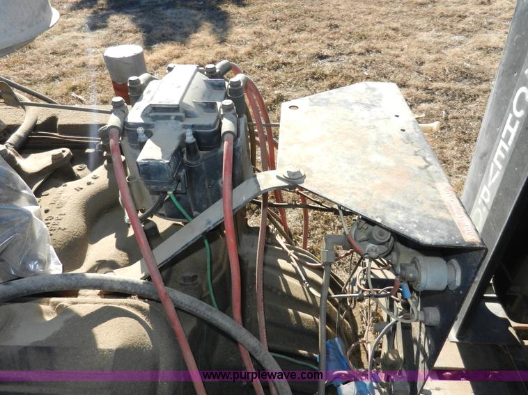 image for item AB9748 (2) Chevrolet 454 Tonawanda propane engine