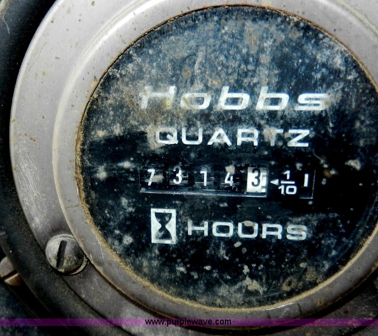 image for item AB9748 (2) Chevrolet 454 Tonawanda propane engine