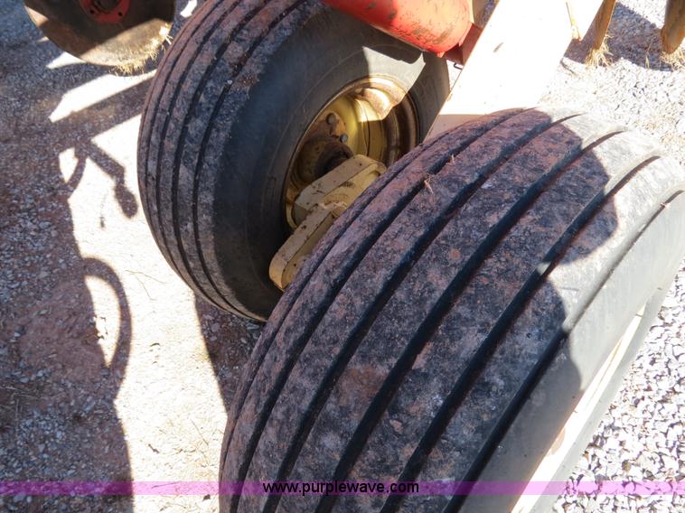 image for item B4558 Krause 2490NR 29' heavy duty flex wing tandem disk