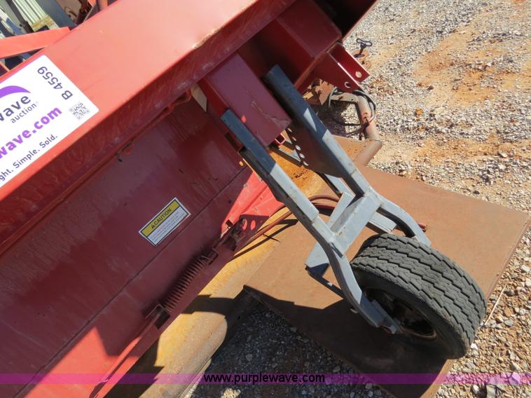 image for item B4559 Hesston 21' draper head platform