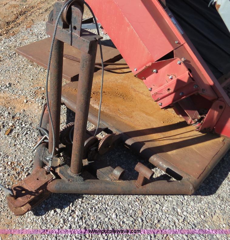 image for item B4559 Hesston 21' draper head platform