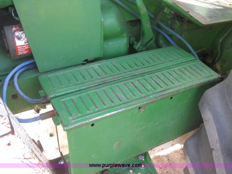 image for item B8414 John Deere 4010 tractor