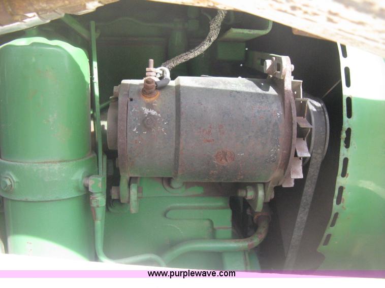 image for item B8414 John Deere 4010 tractor