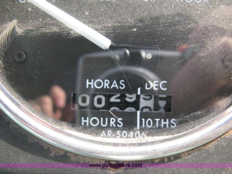 image for item B8414 John Deere 4010 tractor