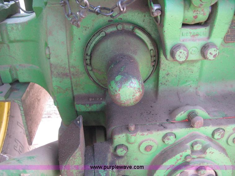 image for item B8414 John Deere 4010 tractor