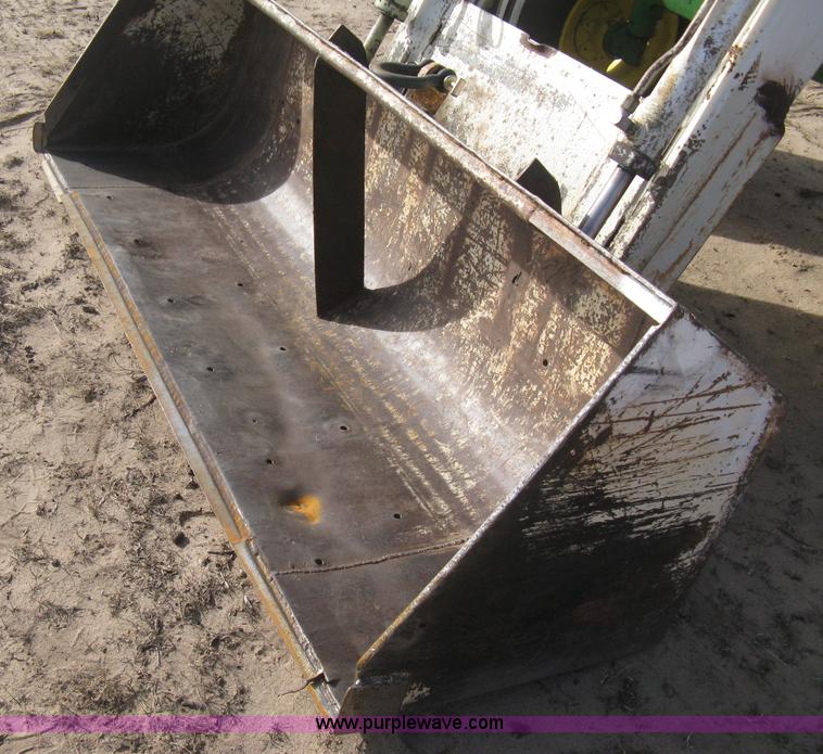 image for item B8414 John Deere 4010 tractor