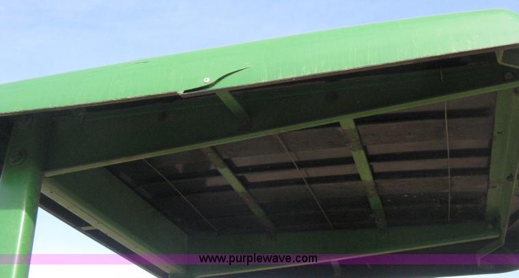 image for item B8414 John Deere 4010 tractor