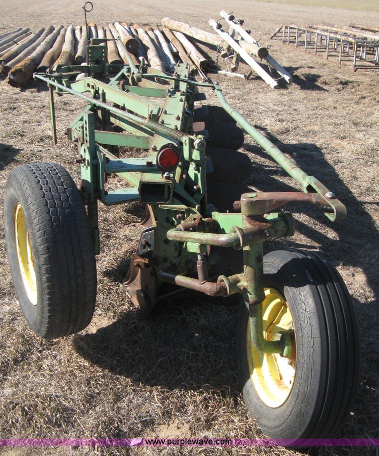 image for item B8422 John Deere 5145H five bottom plow