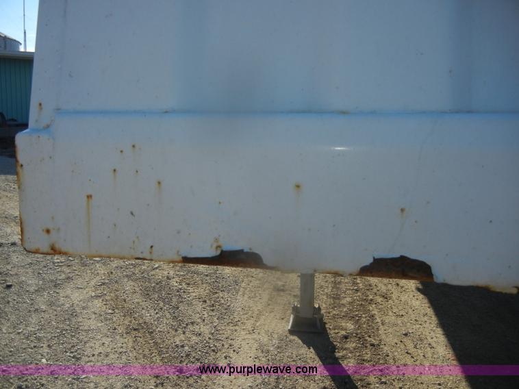 image for item D4581 2009 Jet double hopper grain trailer