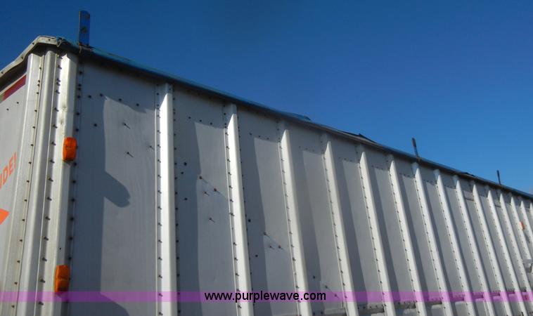 image for item D4582 1980 Guthrie double hopper grain trailer