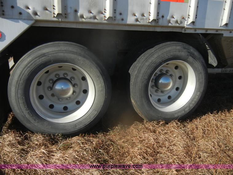 image for item D4582 1980 Guthrie double hopper grain trailer