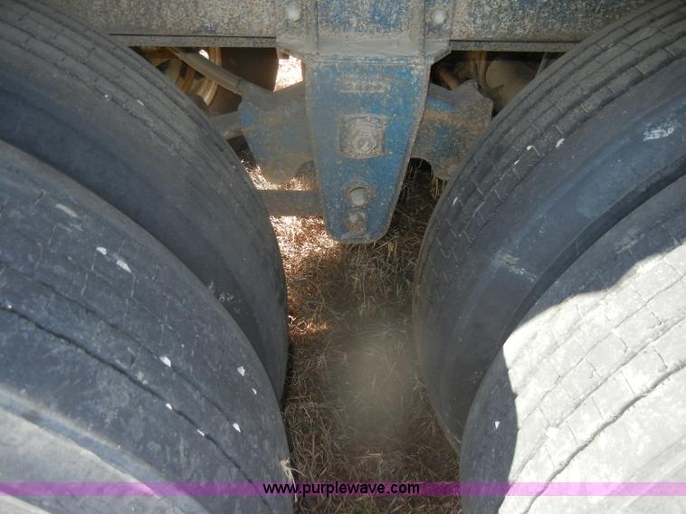 image for item D4582 1980 Guthrie double hopper grain trailer