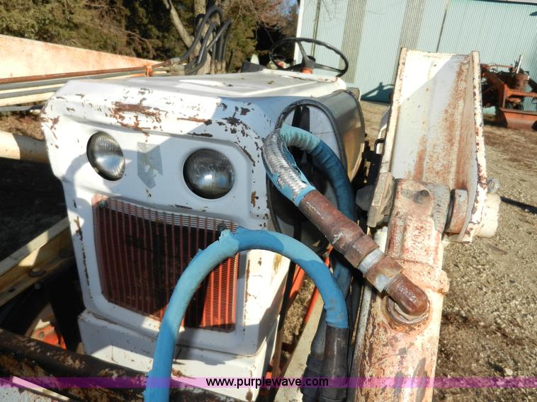 image for item D4592 Satoh Bison S650 tractor with loader