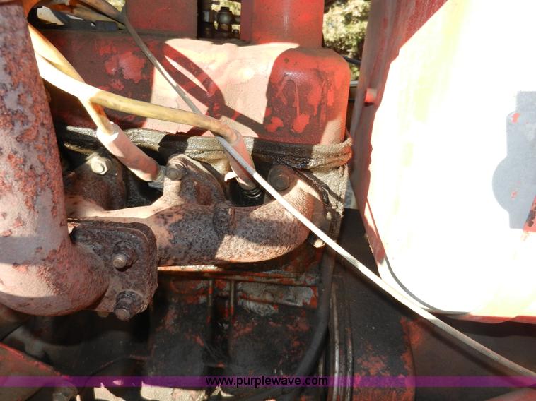 image for item D4592 Satoh Bison S650 tractor with loader