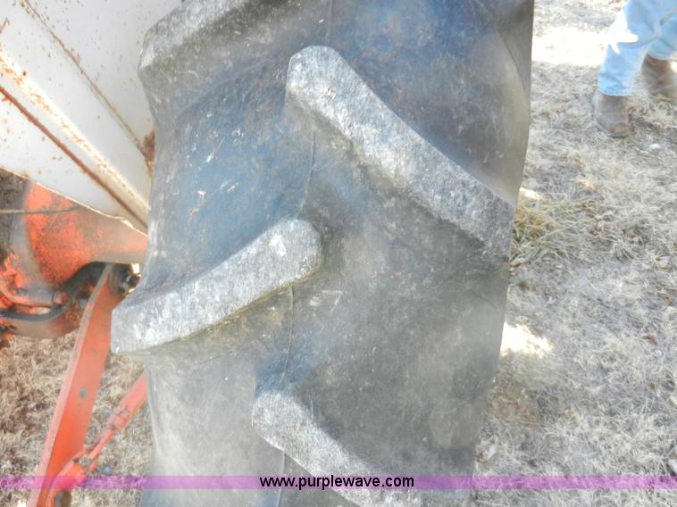 image for item D4592 Satoh Bison S650 tractor with loader