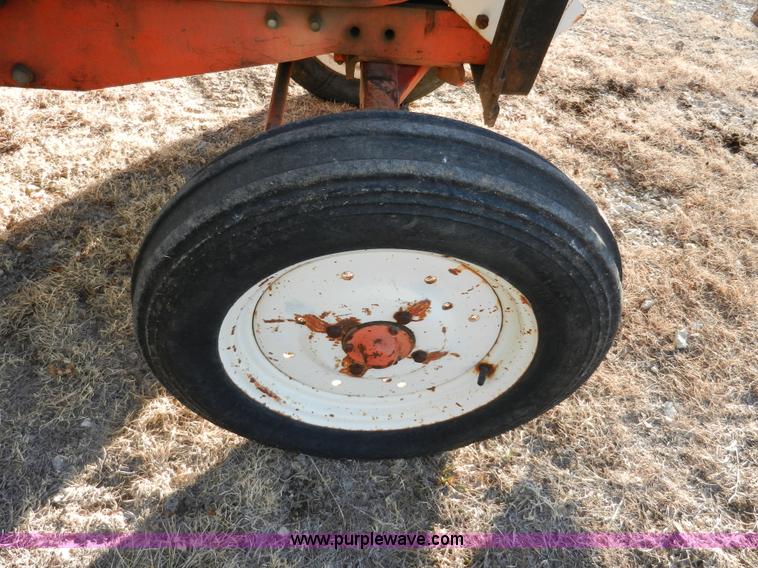 image for item D4592 Satoh Bison S650 tractor with loader