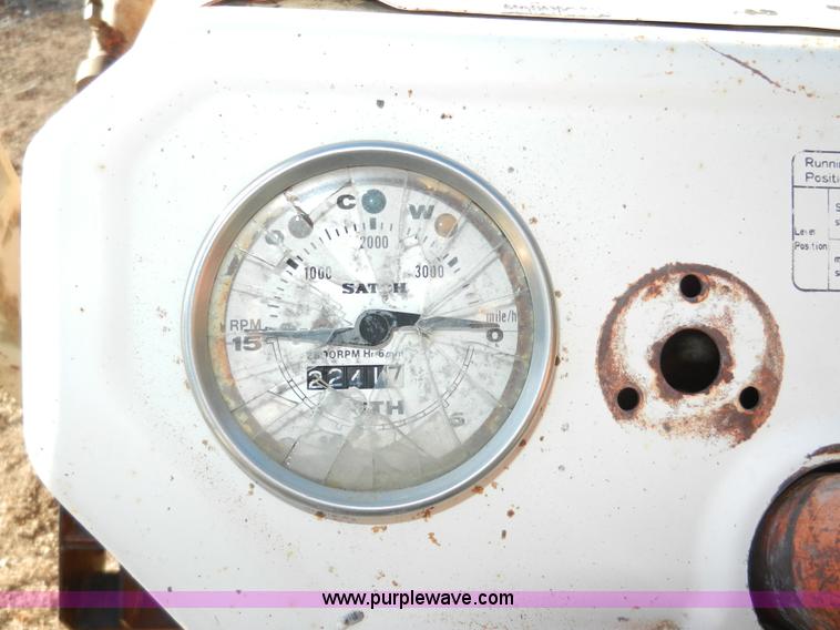 image for item D4592 Satoh Bison S650 tractor with loader