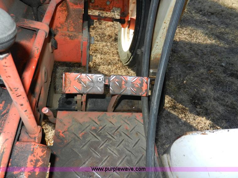 image for item D4592 Satoh Bison S650 tractor with loader