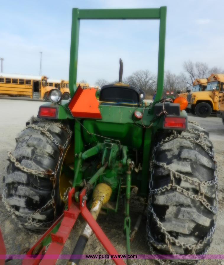 image for item D4598 2000 John Deere 990 MFWD tractor