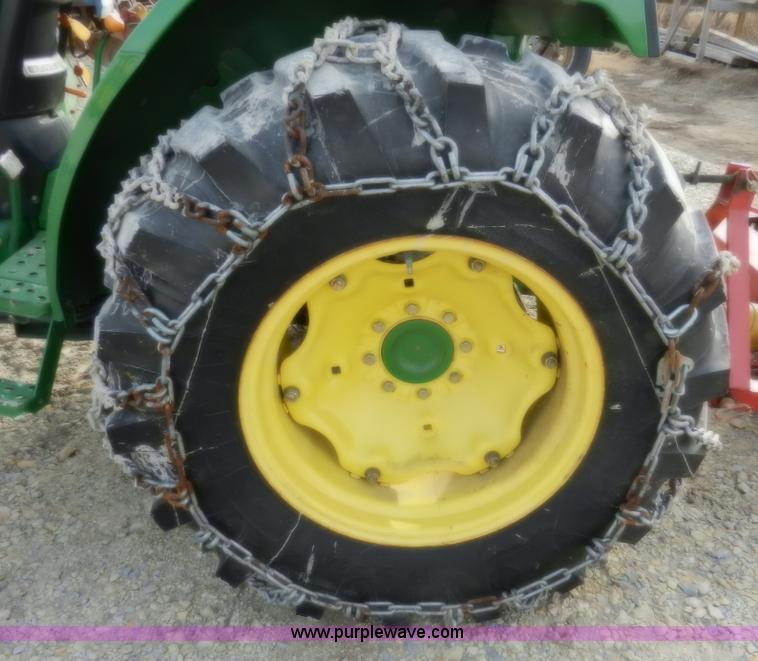 image for item D4598 2000 John Deere 990 MFWD tractor
