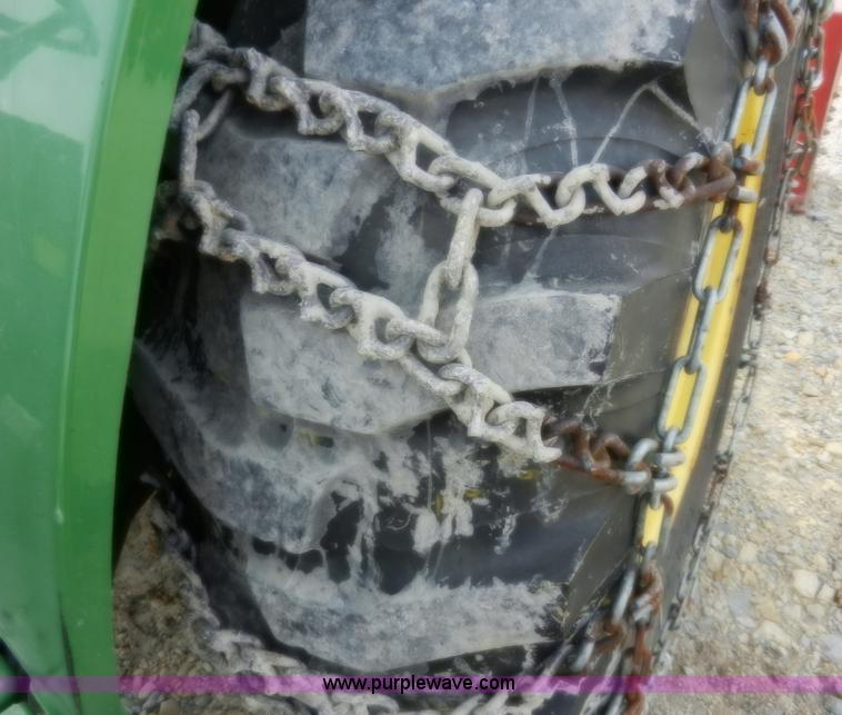 image for item D4598 2000 John Deere 990 MFWD tractor