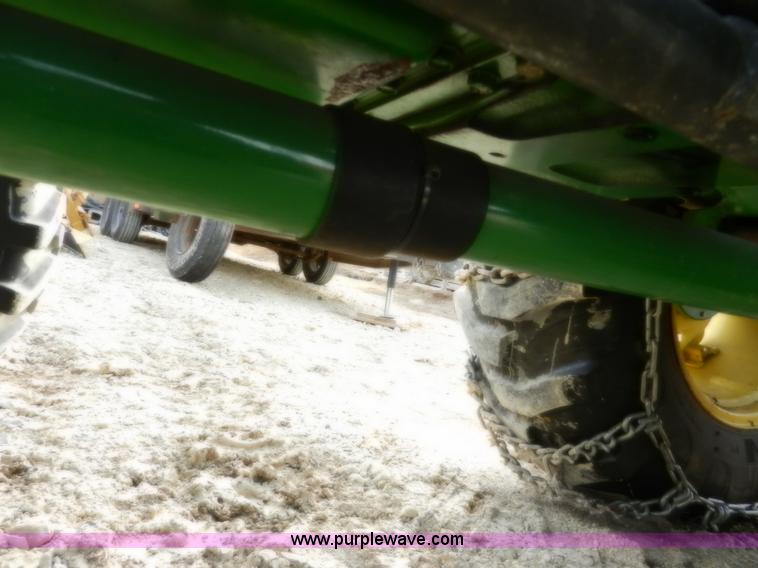 image for item D4598 2000 John Deere 990 MFWD tractor