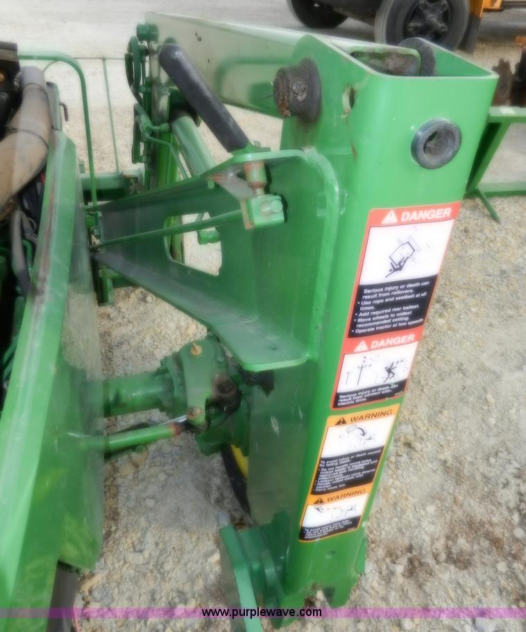 image for item D4598 2000 John Deere 990 MFWD tractor