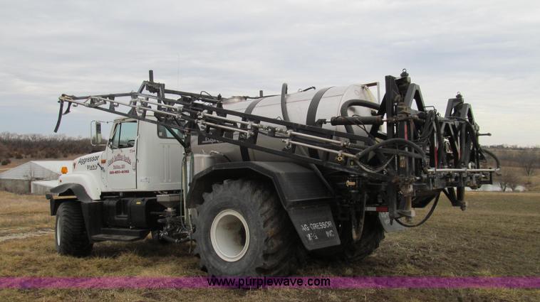 image for item E3650 1995 Stahly Aggressor self propelled sprayer