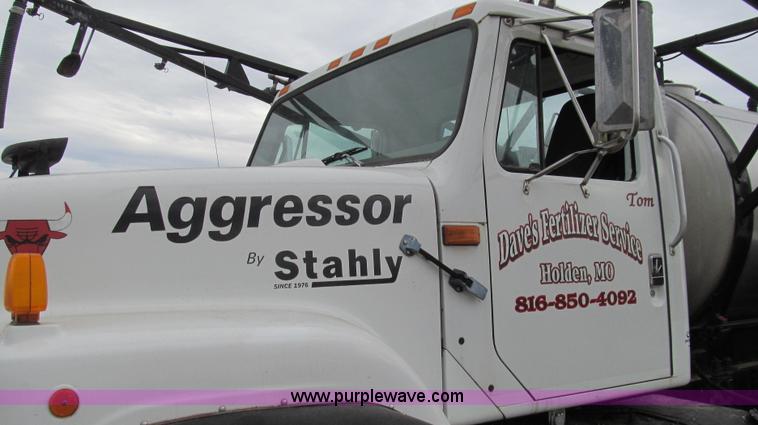 image for item E3650 1995 Stahly Aggressor self propelled sprayer
