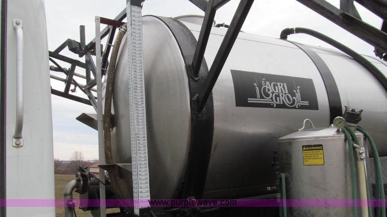 image for item E3650 1995 Stahly Aggressor self propelled sprayer