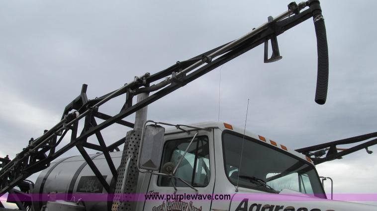 image for item E3650 1995 Stahly Aggressor self propelled sprayer