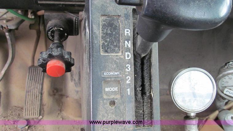 image for item E3650 1995 Stahly Aggressor self propelled sprayer