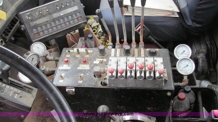 image for item E3650 1995 Stahly Aggressor self propelled sprayer