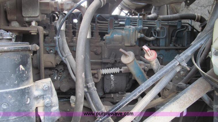 image for item E3650 1995 Stahly Aggressor self propelled sprayer