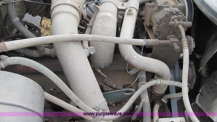 image for item E3650 1995 Stahly Aggressor self propelled sprayer