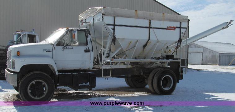 image for item E3652 1991 Chevrolet Kodiak fertilizer tender truck