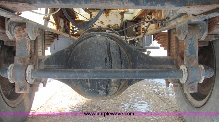 image for item E3652 1991 Chevrolet Kodiak fertilizer tender truck