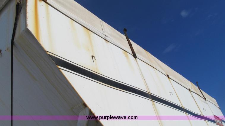 image for item E3652 1991 Chevrolet Kodiak fertilizer tender truck