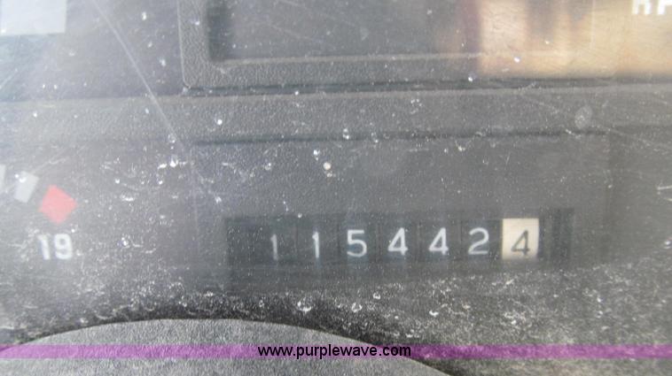 image for item E3652 1991 Chevrolet Kodiak fertilizer tender truck