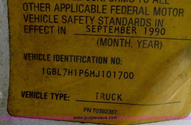 image for item E3652 1991 Chevrolet Kodiak fertilizer tender truck