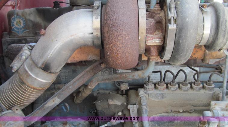 image for item E3653 1978 Mack RS600L semi truck