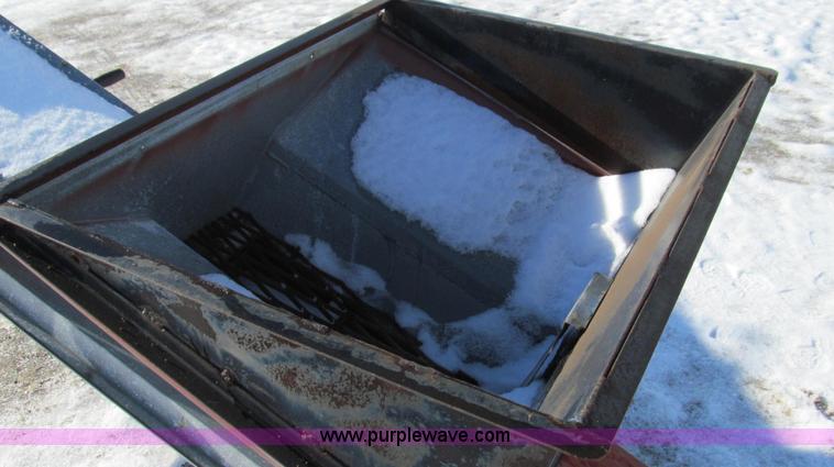 image for item E3654 Cardinal portable seed conveyor